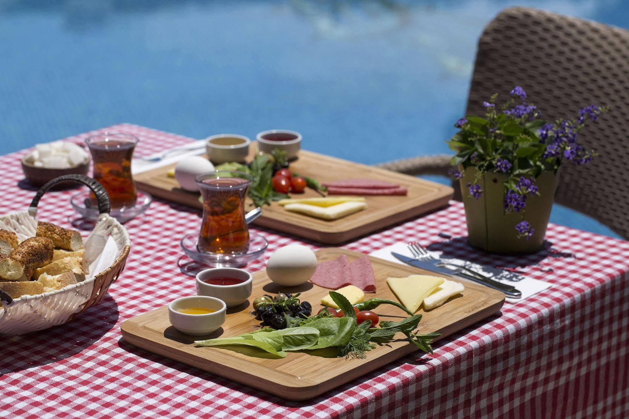 Istanbul Hotel Bodrum Türkbükü Extérieur photo